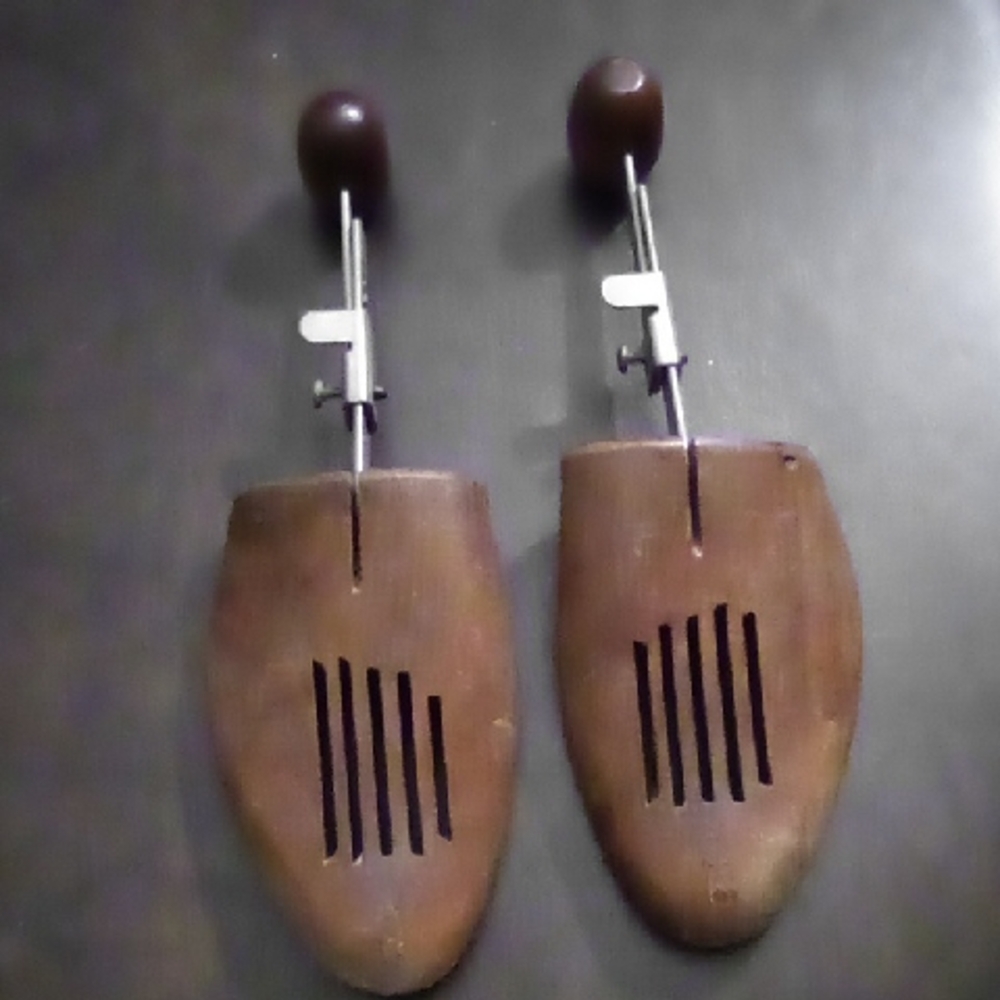 Regal Vintage Wooden. Men's Shoe Shaper.